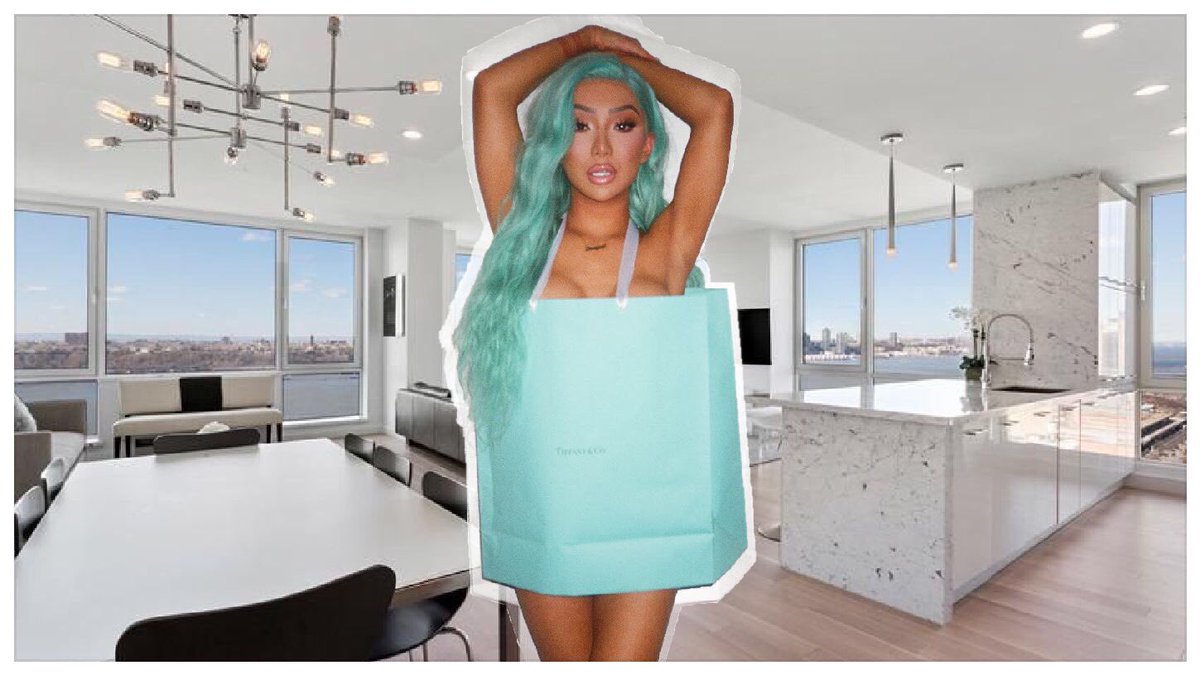 NikitaDragun's tweet image. RT for a follow!
GET READY IN MY SUGAR DADDY’S PENTHOUSE 👴🏼💰 youtu.be/mQzTEtjJTdU
