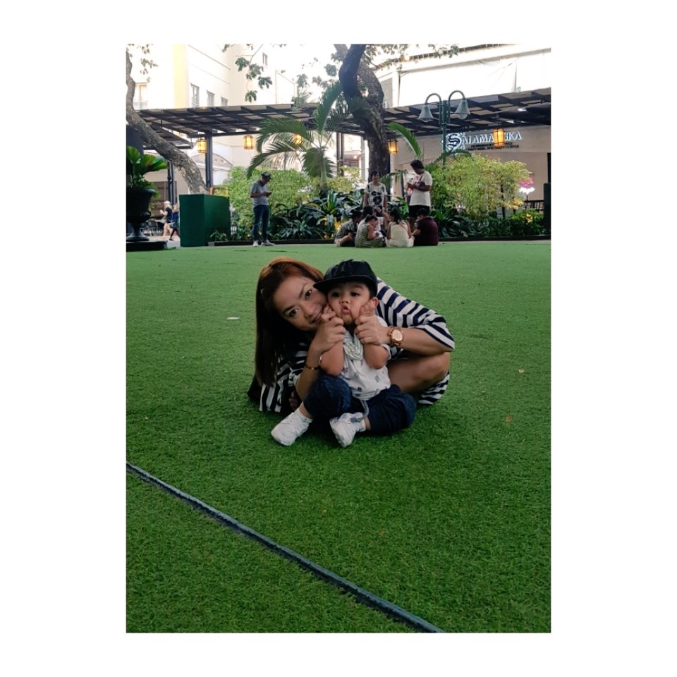 XRadaza's tweet photo. never a decent picture with this toddler π€¦ββοΈπ€¦ββοΈ #SingleMomDiaries #MomDiaries #MomandToddlers #Toddlers #MomandSon https://t.co/XBXEqsV1DJ