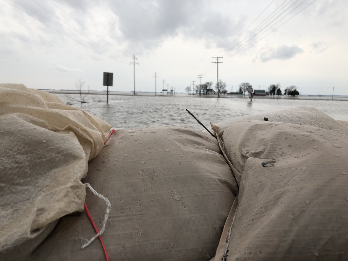 NewsPhotogAl's tweet photo. Small hands help and hope to save Craig, Mo. from rising floodwaters. See the story on 41 Action News at 6pm. @JordanBettsTV @41actionnews https://t.co/FvJULXG9mb
