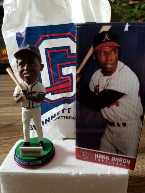 CaptainWalkways's tweet image. Hey @Braves fans! Time to do another Giveaway! Please retweet and follow me to win this 2016 Gwinnett Braves Hank Aaron Bobblehead! Contest is for US residents only and ends 3/23 8pm EST. Good Luck and #ChopOn