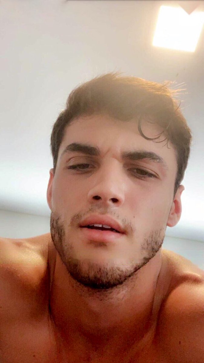 wbugray's tweet image. ngl id let him ruin my life