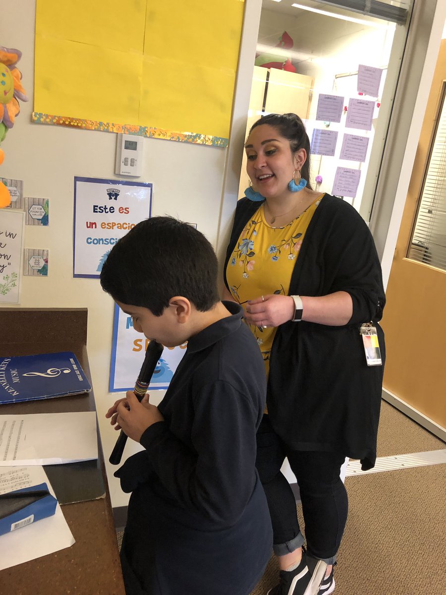 midwaymusicians's tweet photo. Love seeing these fourth graders going above and beyond and spending their recesses practicing their recorders! Come see fourth and first grade perform tonight at 6pm at Mount Rainier High School! @HighlineARTS @MidwayMustang @SuptEnfield https://t.co/YzRYQSvK3d