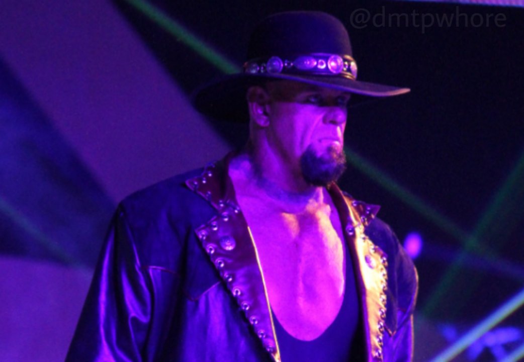 The look you give the dope man for shorting you in your face and now you have to short your best friends after bragging that you have the best plug.