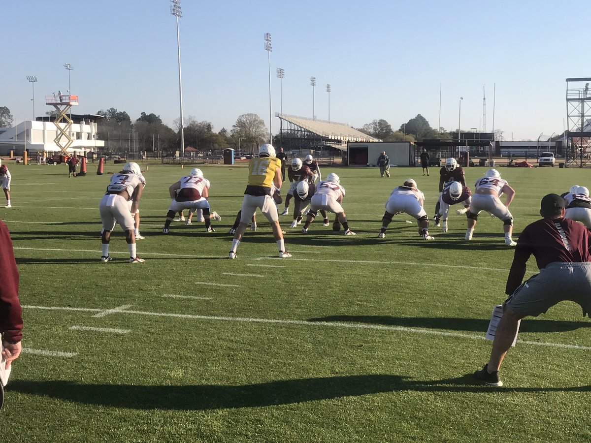 dialcole13's tweet photo. #SpringPractice2K19 https://t.co/6RRfFzCgzi