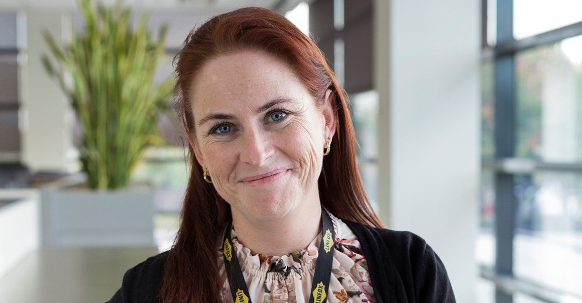 Linfox's Government &amp; Defence Transport Scheduler Coralie Chapman is a finalist in the Australian Trucking Association's 2019 National Trucking Industry Awards. Winners announced in April. Read more: lnkd.in/g762_27 <a href="/TruckAustralia/">Peter Mairhofer</a>