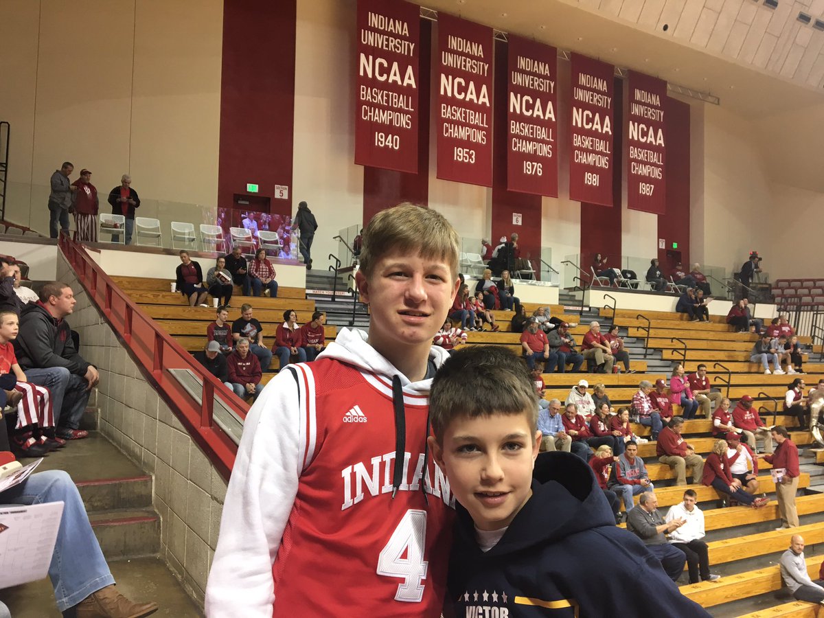 JJCronk's tweet photo. Go Hoosiers!
#2019SpringBreak
#NIT https://t.co/AyC35XX6P1