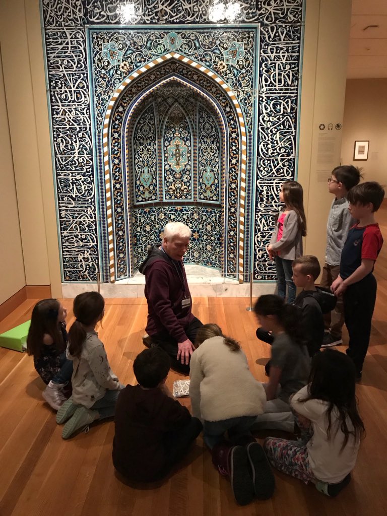mynchenberg's tweet photo. Mrs.Z's second gr. Exploring the C.M.A.#cfevs #cma#cleve https://t.co/pYK3uMYO4p