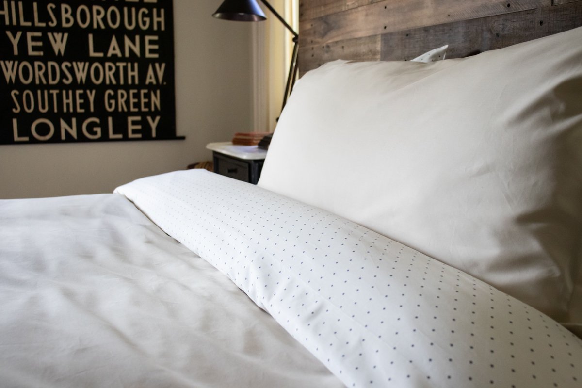 ThreadEx's tweet image. Our newest collection brings this solid cream duvet for the gent who wants to focus on that understated elegance. Found only at threadex.com