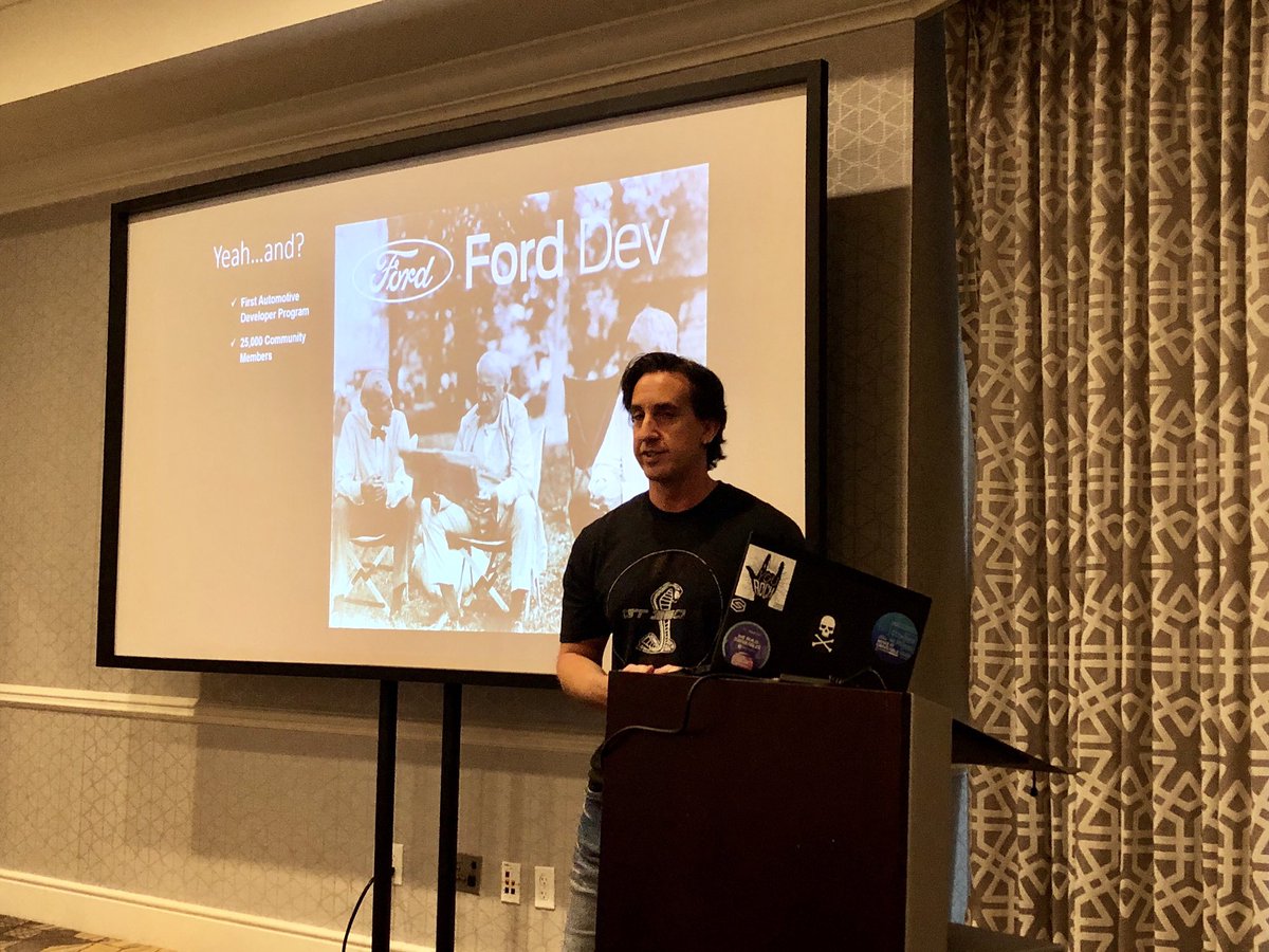 WeavrCafe's tweet photo. Insightful sessions at @EvansDataCorp Developer Relations conference. #devrelconference #DevRel https://t.co/HSURuinsDQ