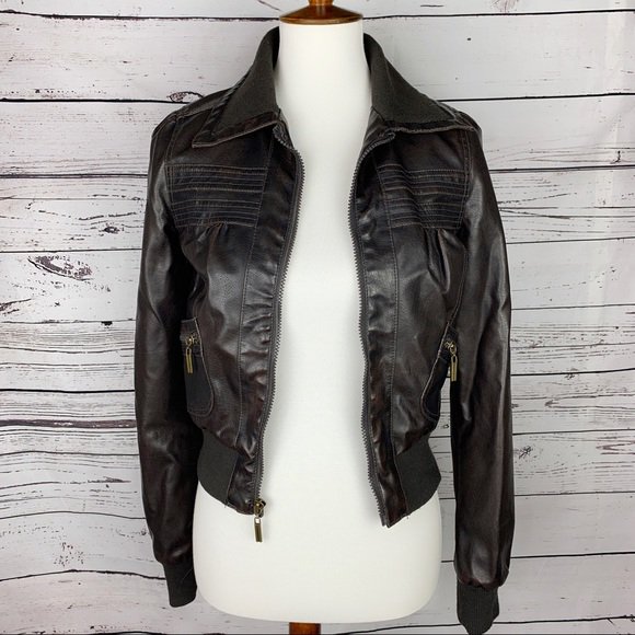 JenLovesJava1's tweet image. So good I had to share! Check out all the items I'm loving on @Poshmarkapp from @classyvintage1 #poshmark #fashion #style #shopmycloset #festival #fulltilt: posh.mk/YZCofelr1U