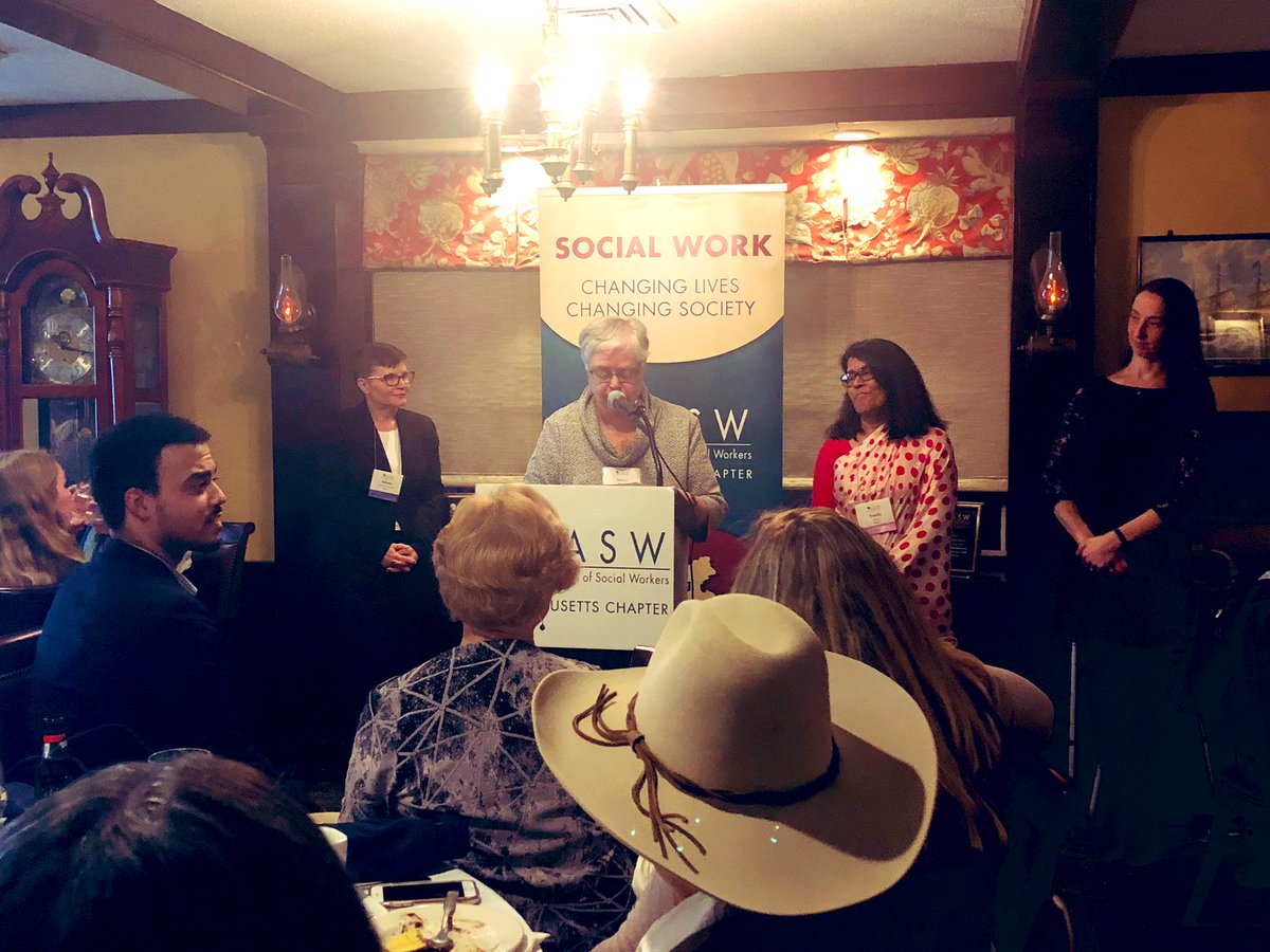 NASWMA's tweet photo. Board member Mary Byrne introduces Nazda Alam, our Greatest Contribution to Social Work Award honoree #swawards2019 #elevatesocialwork https://t.co/XieLda83qb