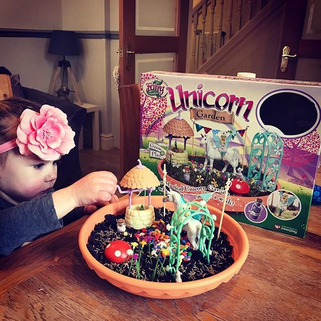 emma_tnppc's tweet photo. We bought Bunny this for her bday and she absolutely loved creating her fairy garden 😍 What’s even better is hearing her shout that the grass has grown when she goes to check on it everyday 😍 so cute!
@myfairygardenuk @smythstoys
#being3 #exploring… https://t.co/8OezMDvCSP https://t.co/EuJcVcKjWQ