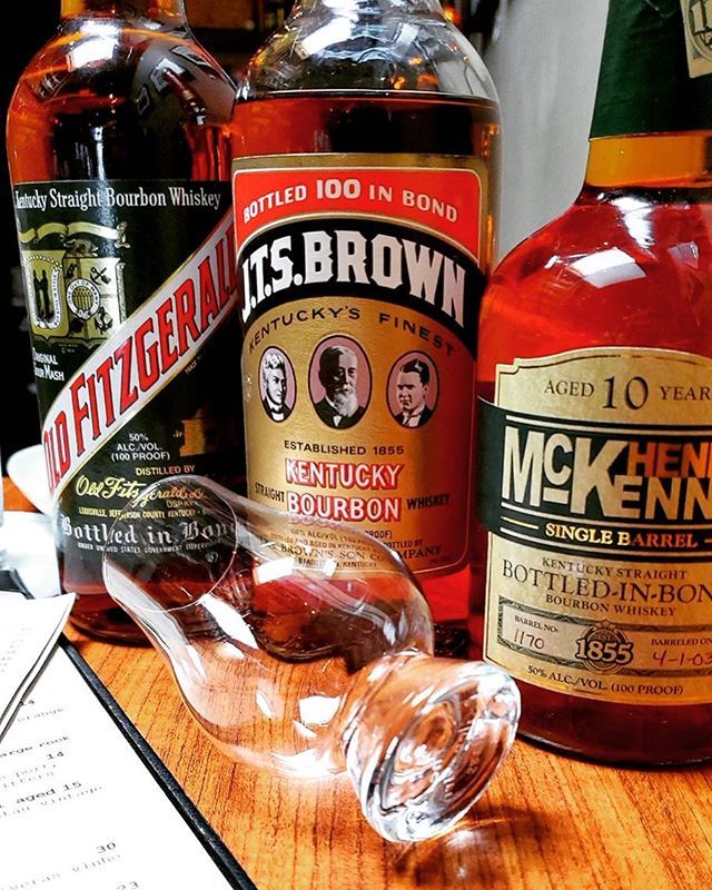 sidecarpdx's tweet photo. “Bondathon” tonight. Come on in fir a deal on these 3 Heaven Hill bonded bourbons. Happy Whiskey Tuesday All! #heavenhill #oldfitzgerald #henrymckenna #jtsbrown #bourbon #kentucky #sidecarpdx #sidecar11  #pdxwhisky #mississippiavepdx #pdxwhiskey #whiskey… https://t.co/2NTrLjFitq https://t.co/UZqhj4FPqX