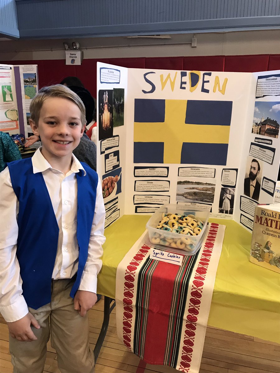 cyager5's tweet photo. An amazing morning assembly presentation taking us across the continents by our 3rd graders followed by an impressive World Fair! #worldcommunities #schoolcommunity @CastletonES @SchodackCSD https://t.co/tABx6oauO9