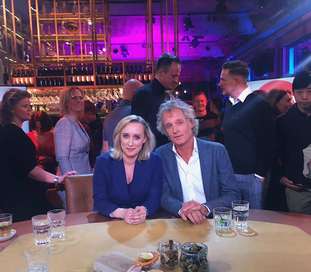 CafeKockelmann's tweet photo. Dit was Pauw en Jinek: De Verkiezingen. Bedankt voor het kijken en vergeet vandaag niet te stemmen! #PenJ https://t.co/EKAsAKQLt1