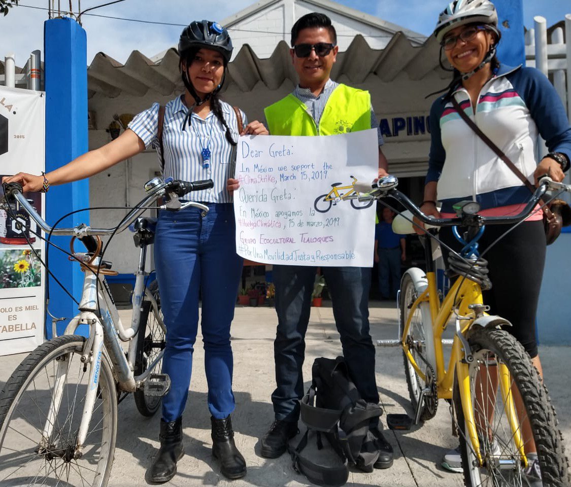 GTlaloques's tweet photo. #PorUnaMovilidadJustayResponsable Nos unimos al llamado de @GretaThunberg: los gobiernos deben de pasar del discurso a tomar acciones concretas para combatir el cambio climático. 
#ClimateStrike #HuelgaClimática https://t.co/0drwkjZzKE