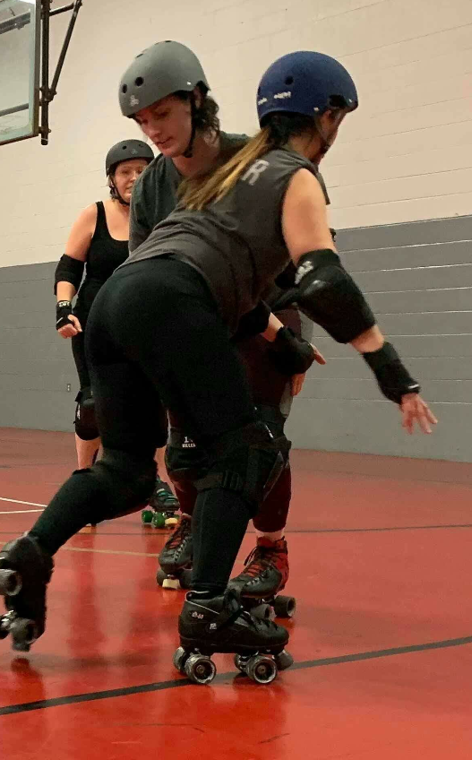 OVRollerGirls's tweet image. What do we love about derby? We're basically a girl gang. A sisterhood full of tough, hardcore women. 
.
.
.
.
#OhioValleyRollerGirls #OVRG #DerbyTwitter #RollerDerby #Follow #SkaterGirls #HitLikeAGirl