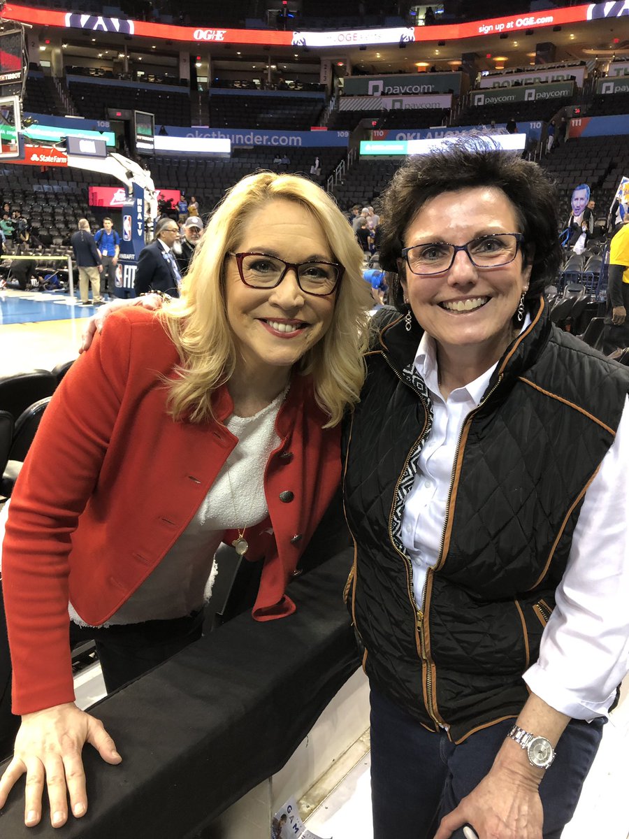 I’ve always been a fan of Doris Burke and admire her work as a commentator for the NBA. Thank you <a href="/heydb/">Doris Burke</a> for supporting teachers and for taking the time to make the Thunder game incredibly special for this Oklahoma teacher. #oklaED #NTOY19
