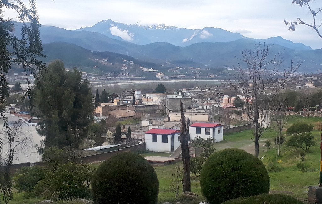khalidkoree's tweet photo. A beautiful weather always when it rains #Timargarah #DirLower #KPK https://t.co/gEKAHD5Q41
