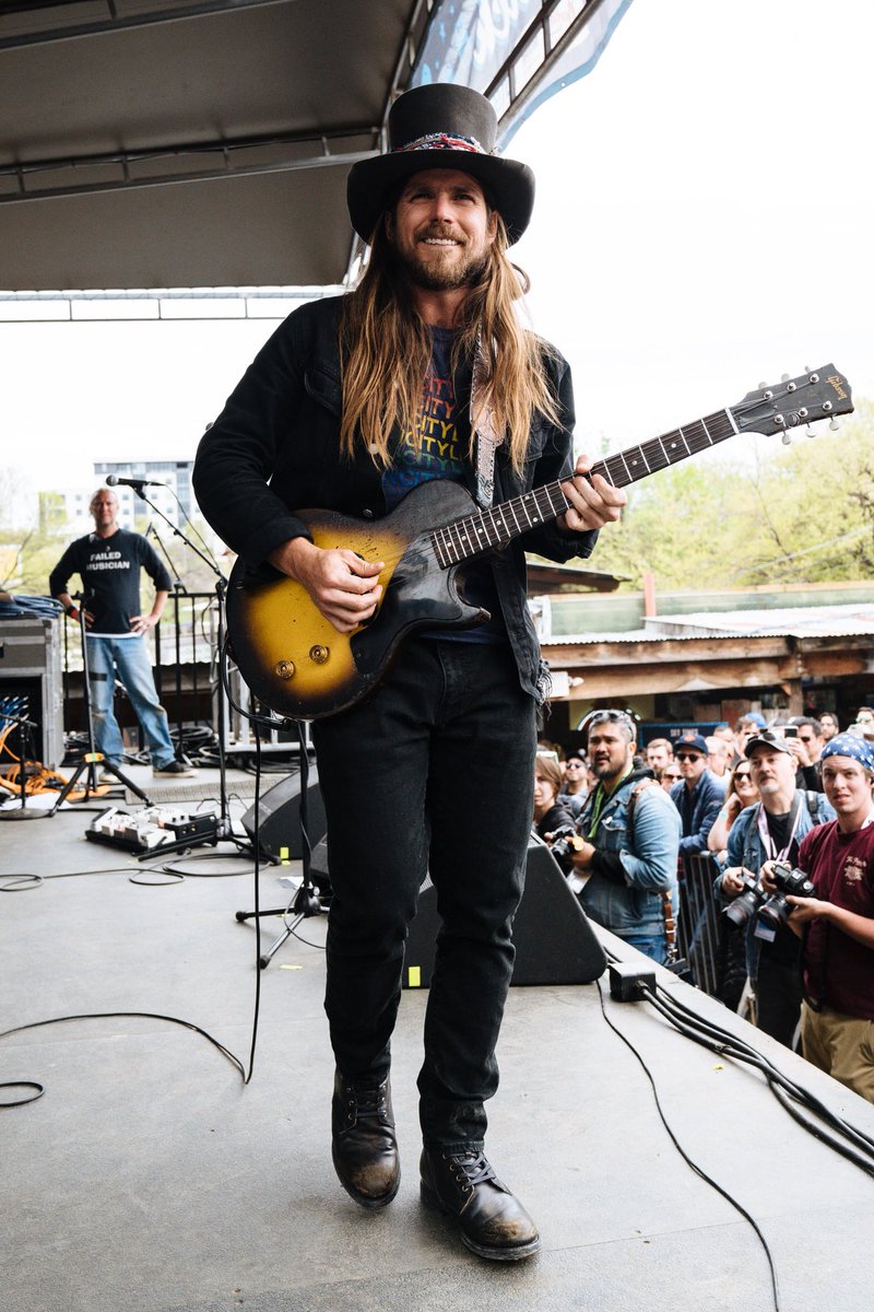 sydgaw's tweet photo. ayyyoo @lukasnelson at #rrfeedback #SXSW https://t.co/0MReEG202r