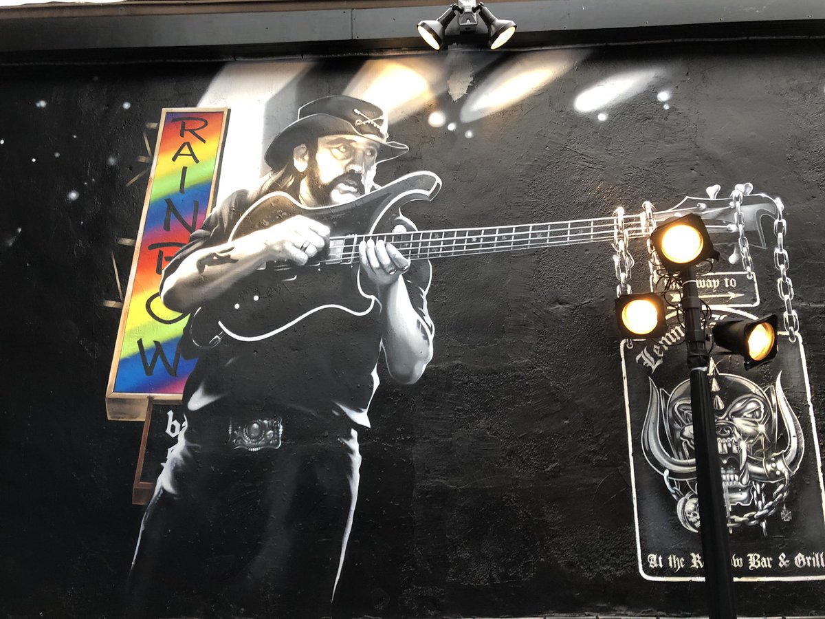 EddieTrunk's tweet photo. Awesome new painting on the side of @Rainbowlive ! https://t.co/6HAKHnlED1