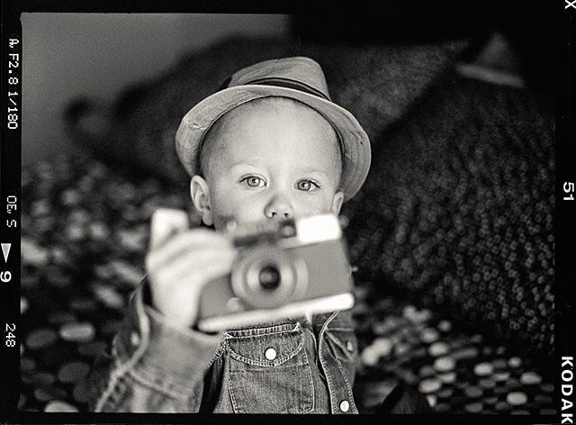 GathCity's tweet photo. He's a 1930's photo-journalist, at heart.

#calgary #yyc #yycliving #calgarylife #lifeincalgary #lifestyle #ourcandidlife
#our_everyday_moments #calgaryfamily
#letthembelittle #candidchildhood #childhoodunplugged #childhoodeveryday #magicofchildhood #the… https://t.co/ocP1mF5pjp https://t.co/31UfZuOz9M