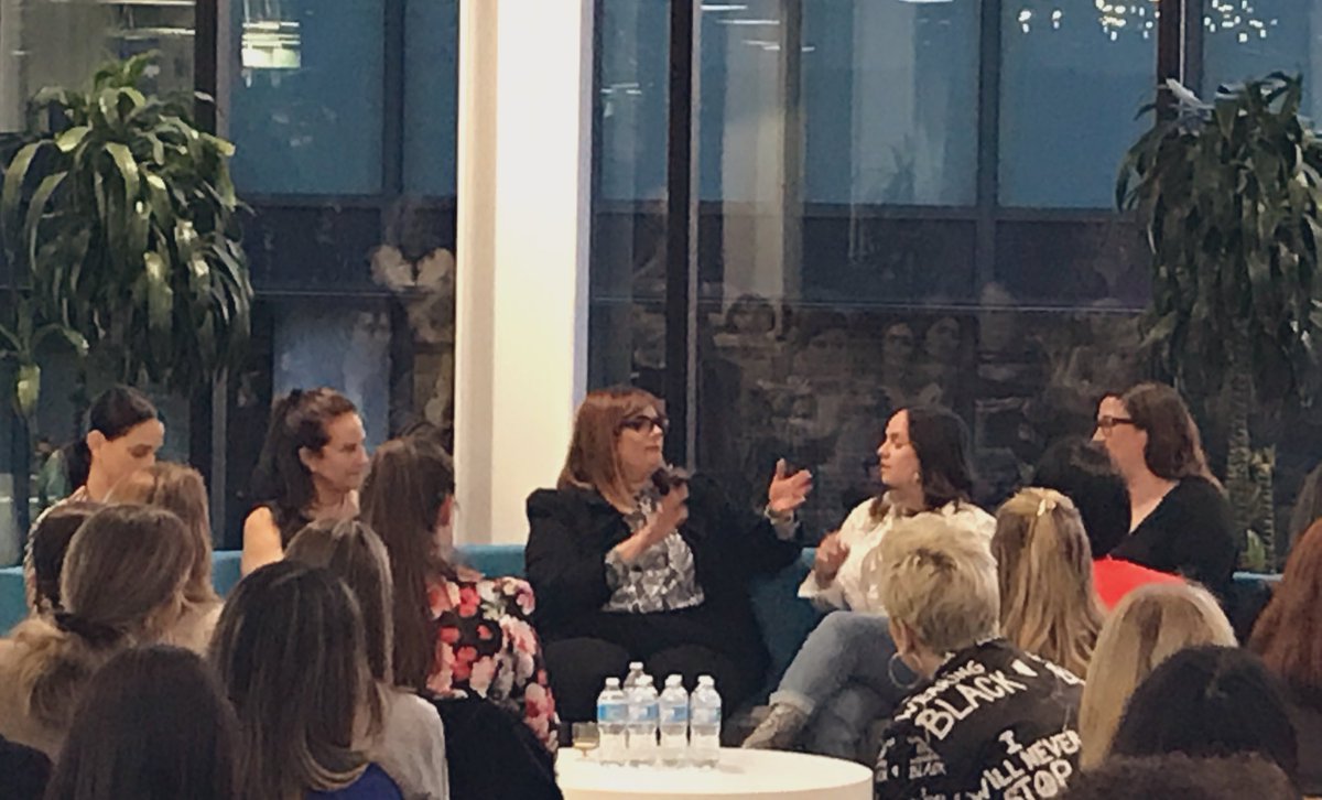 TheEditPR's tweet photo. Checking out tonight’s Women in Weed panel by #investTO & #Love&Dividends with some of Canada’s top female cannabiz leaders #wiw19 @alisongordon @fireandflowerco @teammdca @liffordcannabis @qnp https://t.co/3KEK6RquLf