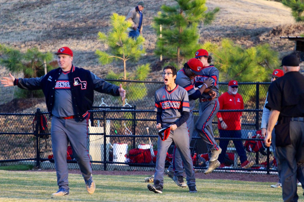 AFHS_Baseball's tweet photo. @AFHS_Baseball improves to 4-3 (1-1 SWAC) with an extra inning 4-2 "W" over Apex. @connor_resavy picks up his 1st varsity victory on the bump and @IanAsken_ had the GW RBI, knocking in @Bryson_Smith33. @david_dilday10 added a big insurance RBI base hit.
Next up: 6 PM Fri @ HSHS https://t.co/vtAStGdCWE