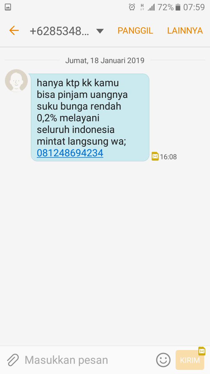 syamsulumam's tweet photo. Saya jengkel juga dengan kartu @Telkomsel pasca bayar, darimana mereka tau ya? Karena tiap hari di kirimi sms model begini jadi risih, apa ganti kartu yang lain saja ya https://t.co/sR6AeIutBg