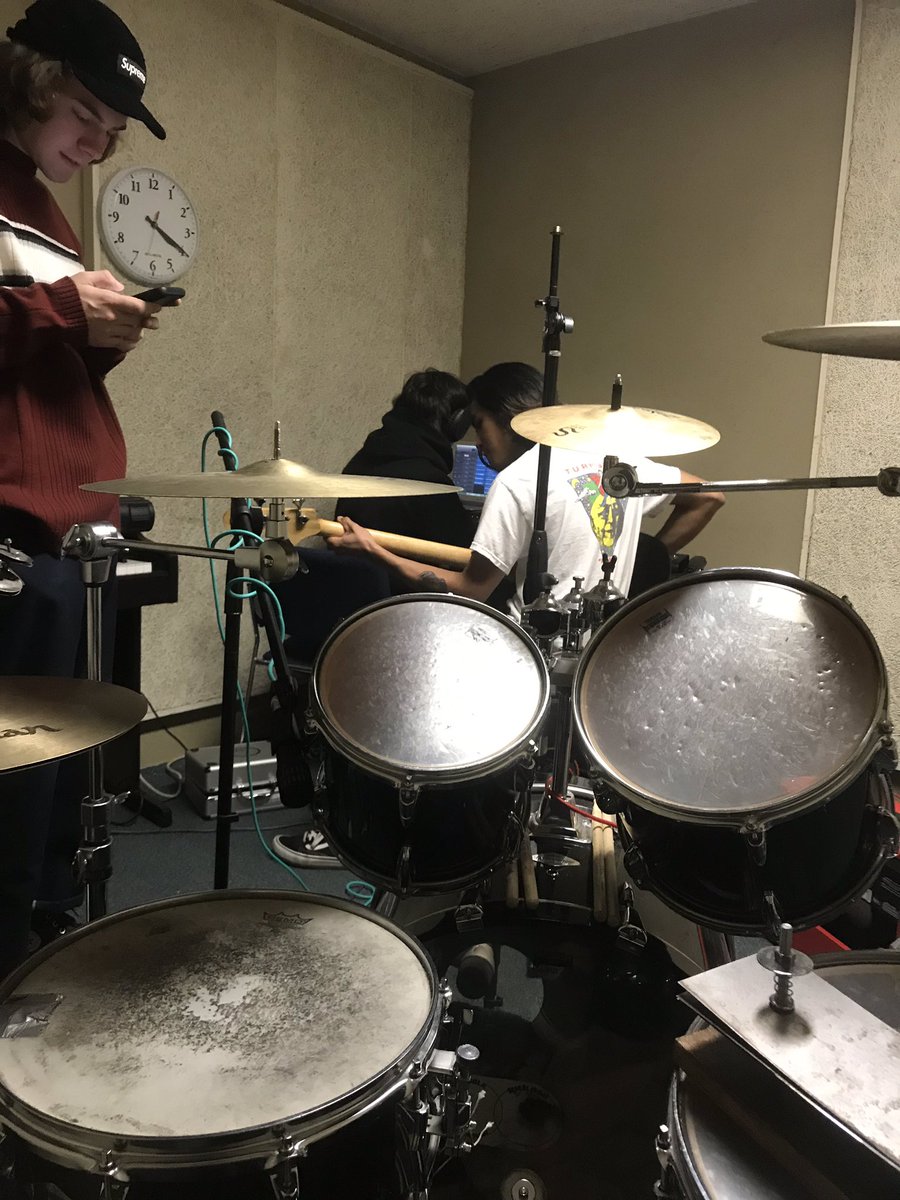 Ellisonblows's tweet photo. Cookin cookin cookin https://t.co/7FpeI862dg