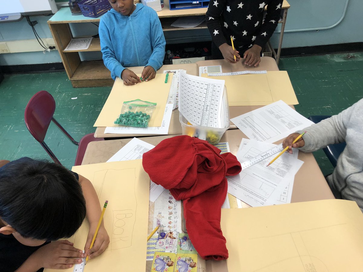 StefLujanNTN's tweet photo. Explore & measure! Anything can be possible with a math toolkit! #ntnmethodologies #SMP5 #SMP1 @PS18si @NTNMATH https://t.co/Ik6CHnKPUS