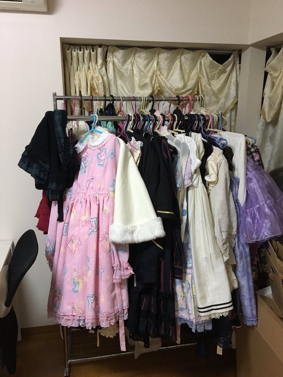 intheSkyMaria's tweet photo. #ロリータさんがRTして欲しい
#ロリータさんのみ
今年もね、#TILfurima ゴスロリフリマやりますから、ロリータが好きなおねぇさnたち来てくれないのかな？
とても楽しいのです！ https://t.co/5s2VONs0g9