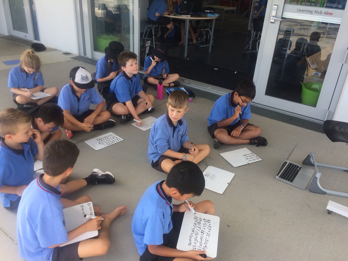 naomi_toland's tweet photo. Looking at how I can intentionally plan for where and when I work with learners and when they work with each other https://t.co/elqtQnrjPD #challengechangecreate @StonefieldsSch @teacherslcs #learncreateshare https://t.co/PVgBddgNbw