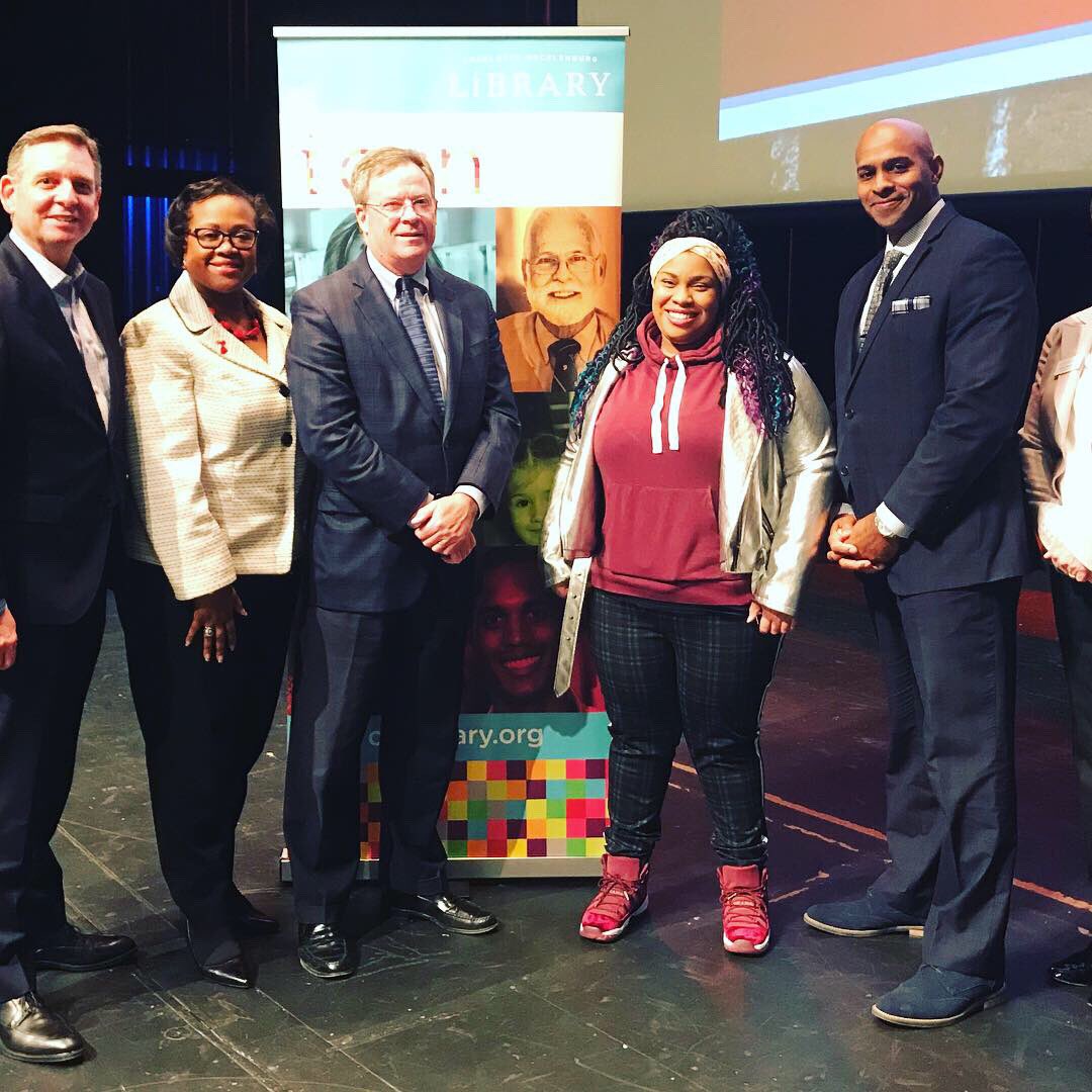DBrianCollier's tweet photo. Still processing the powerful words of @angiecthomas #communityread2019 #thehateugive to a sold out, diverse crowd. If you get the chance, go hear her speak! https://t.co/yupyt6V0UT