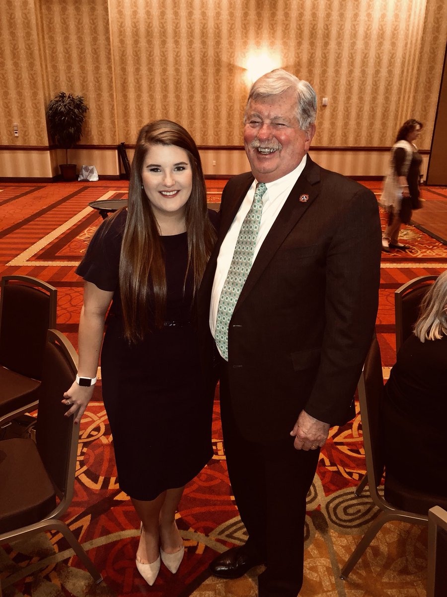 McDanielBritney's tweet photo. Honored to sit by @ltgovmcnally at the 4-H Congress Citizenship Banquet tonight. Thank you, @Tennessee4H for hosting this wonderful event and thank you, @SecTreHargett for the opportunity to attend. https://t.co/CKepAMtzet
