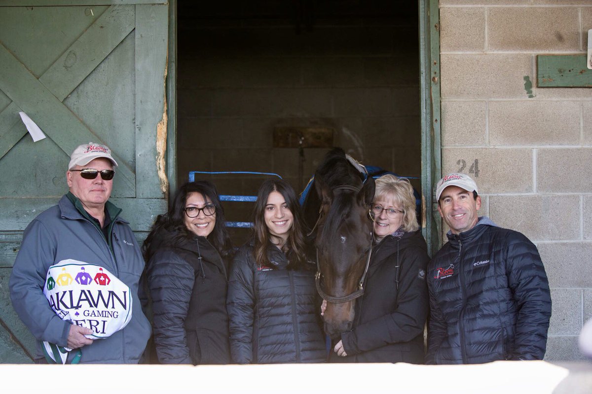 BloomRacing's tweet photo. Team #Midnight💋                                         📸 @CarolynSimancik https://t.co/OBuQDTngGt
