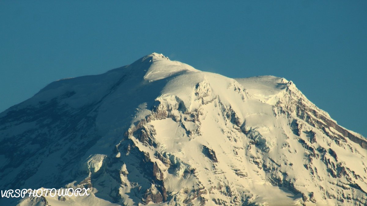 VanshackelfordV's tweet photo. This logo was added with #LogoLicious Mt.Rainier peak. @a7ad3317747746e @MensRoomLive @juandariel1221 @briansprincessp @999KISW @Plunkettjr @MilesKISW @TheeTedSmith @TarynKISW @BJShea @BillDolson253 @ARibeiroFW @BolandDrummer https://t.co/8BRjIWBuVt