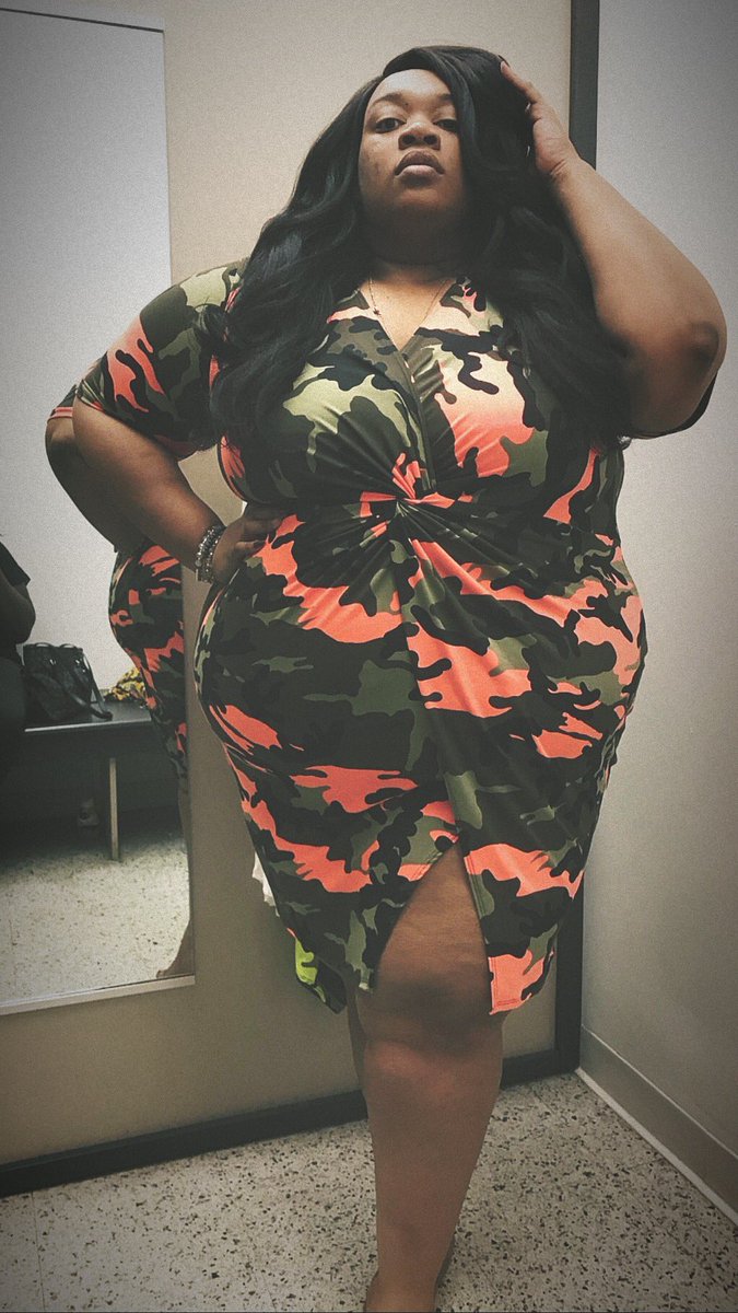 You do what you want when you this fine -JESS🌹 #SomethingDifferent #PlusSizeBeauty #PlusSizeFashion #BigFine #BossThick #Neon #Camo #BaeType #BBW #WeightLossProgress #sheFine #PlusIsSexy #HeyThere #effyourbeautystandards 💋