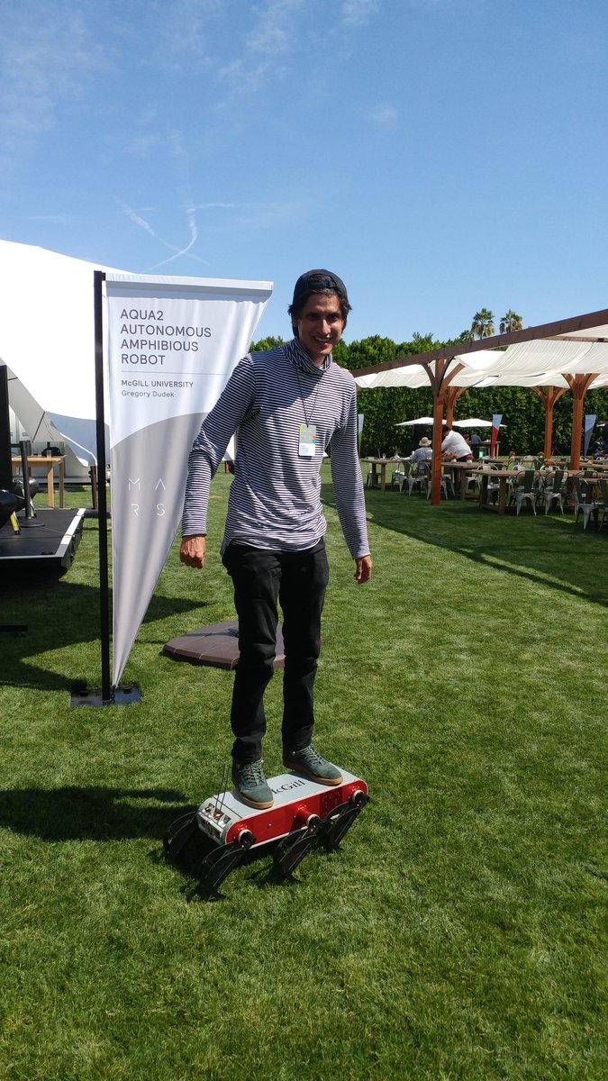 juancamilog's tweet image. Riding the Aqua2 robot from CS @mcgillu during #MARS2019 #MarsConference