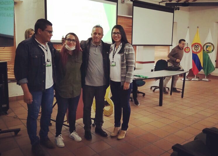 SILVANA_TS's tweet photo. Hoy @SENAComunica Centro #CIAA se vistió de gala en la ceremonia de posesión Representante Aprendices @jolondono @mauriciopelaezb https://t.co/8qqCp7itkC