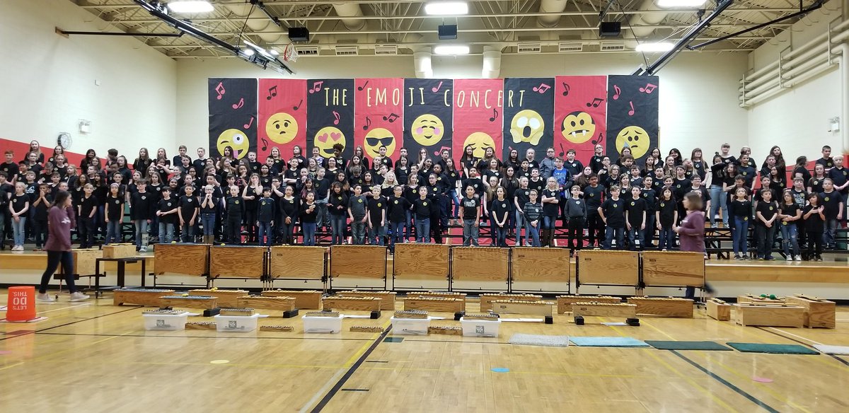 5th grade concert! Amazing job <a href="/martinhusky158/">Martin Huskies</a>!