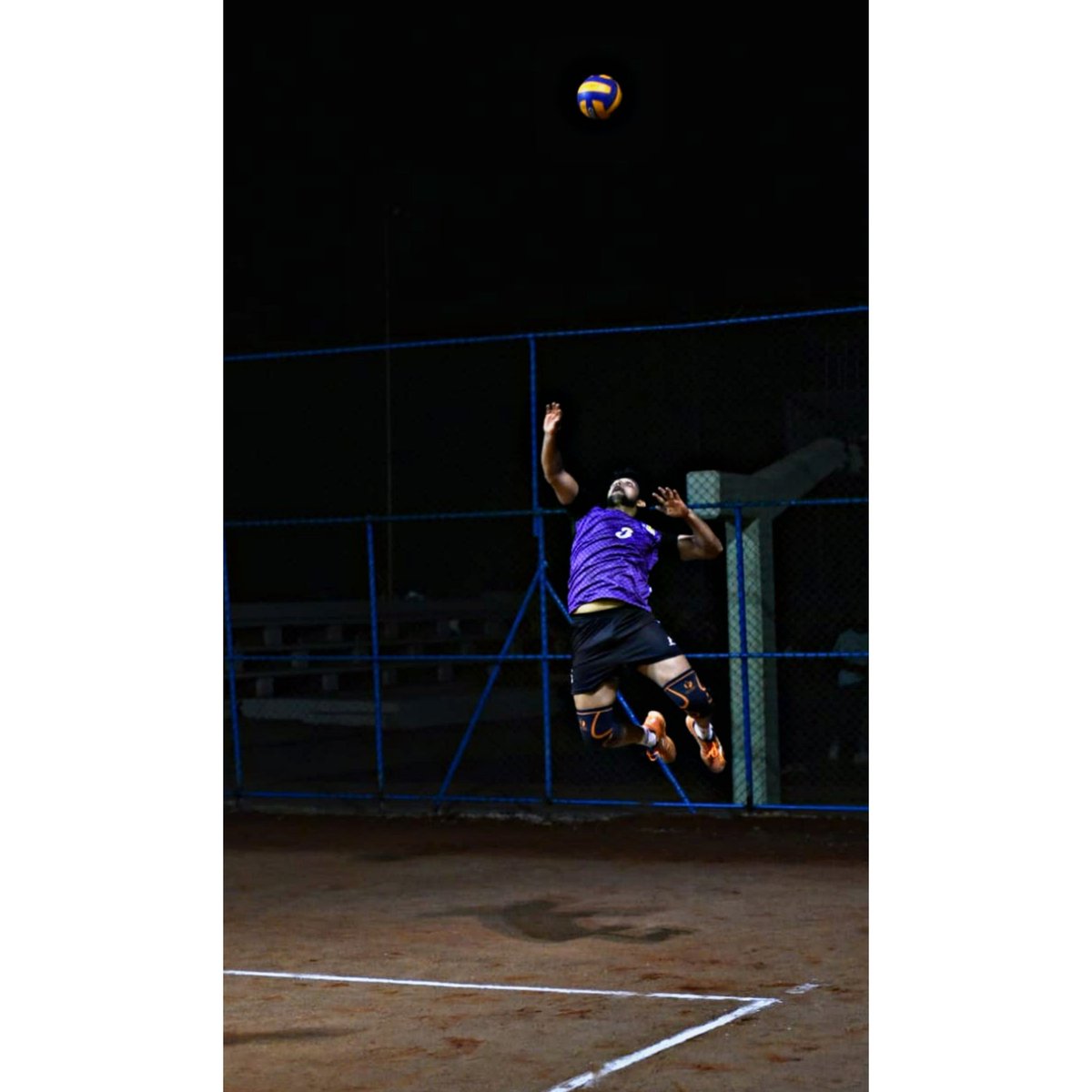 “When everything seems to be against you, remember that an airplane takes-off against the wind, not with it.”
#volleyball #lician #allindiapublicsector #flyhigh #passionisprofession #teamindianlic #trichy