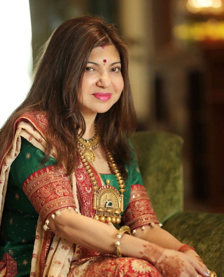 Happy birthday to you my best female singer ( Alka yagnik) ji. Always keep smile on your face... 