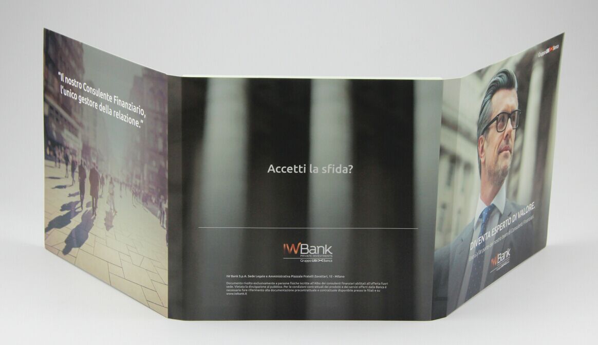 mocmmcom's tweet image. New #videobrochure with pocket. Actually double pockets/
