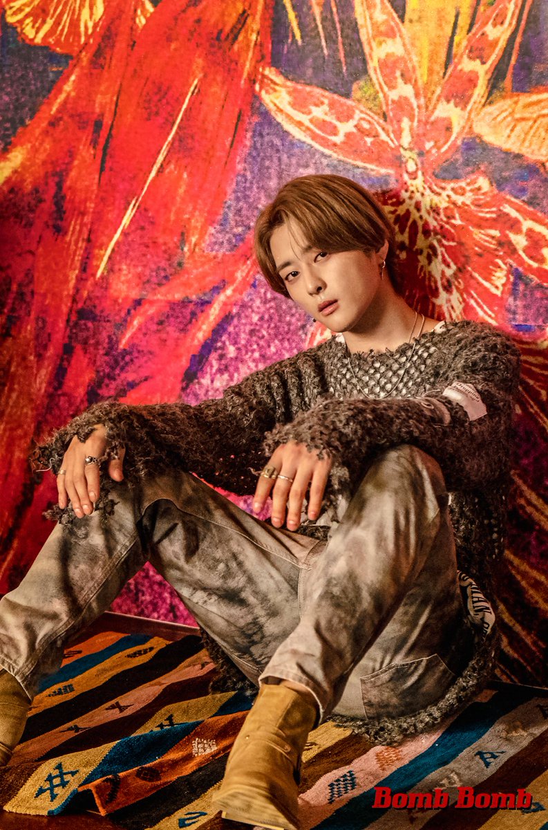 KoreanUpdates's tweet image. #KARD unveils individual teaser photos for their March 27 new single #Bomb_Bomb! #KoreanUpdates RZ