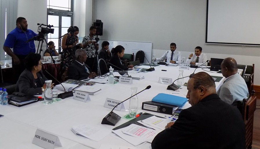 fijiparliament's tweet photo. Annual report submission by FBC to the Members of the Standing Committee on Economic Affairs.
#fbc2016-2017annualreportsubmission https://t.co/zsPcnBRGk0