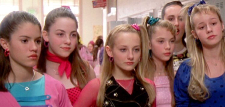 HS_247's tweet photo. I was today years old when I realized @AshBenzo and @brielarson were 2 of the Six Chicks in #13goingon30 https://t.co/91yLtLJ2Yp