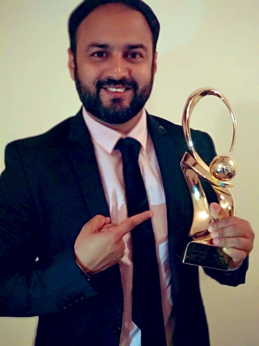 amarkaushik's tweet photo. Best Debut Director for #stree at @ZeeCineAwards .Thank you Team Zee.This award belongs to my team @MaddockFilms @rajndk @RajkummarRao @ShraddhaKapoor @TripathiiPankaj @Aparshakti Abhishek Banerjee and everyone. @Sumitaroraa for the best dialogues. Thanks all. https://t.co/XxvsdzwQOY