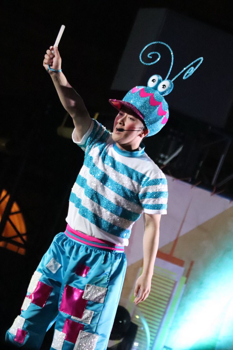 NROOOOOOOOB_ER's tweet photo. ユニバーサルスペクタクルナイトパレード ミニオンナイトパーティ
MC 清典さん
うたのおにいさんみたい!
#ナイパレ #NTP #USNP https://t.co/K8vCh2Pv0s