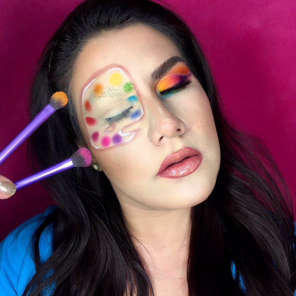 jocelynmontielg's tweet photo. Follow @jocelynmontielg ig:jocelynmg89 and #makeupjoss for more makeup 🎨
_
Recreation: @gabxxrielle
Used: @jamescharles by @morphebrushes
_
#undiscoveredmakeupartist #undiscoveredmuas #muasdemexico #mexicanascontalento #featuring_mua #makeupaddicts #makeupmafia #latina https://t.co/3d3uoY5EuO
